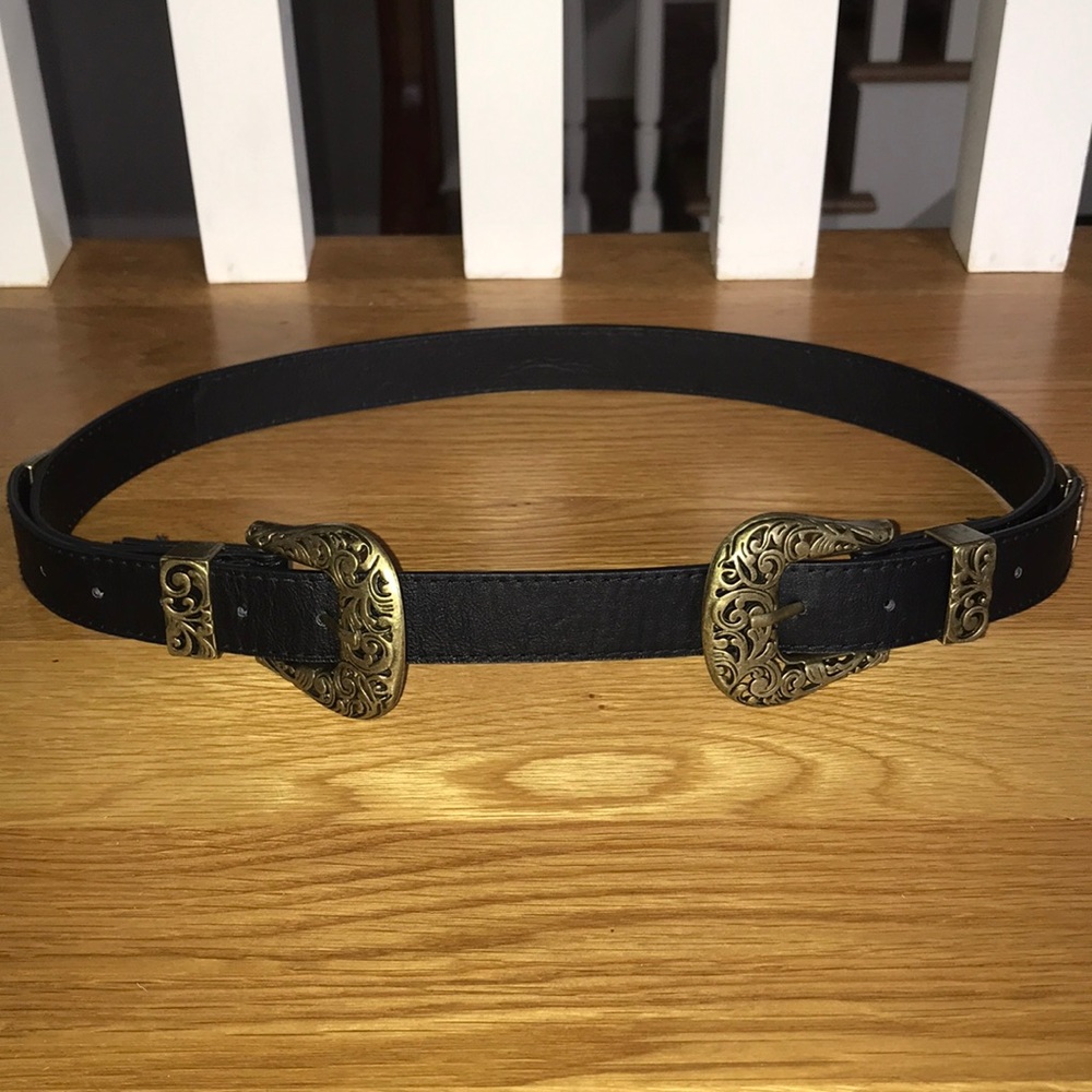 Two buckle gold detailed belt